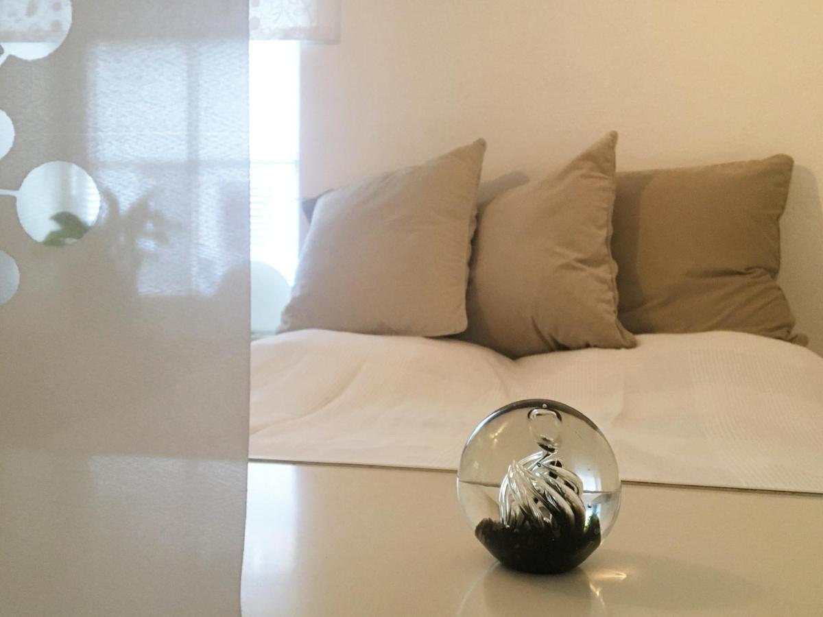 May-Apartment Koeln Zentrale Ferienwohnung Екстер'єр фото